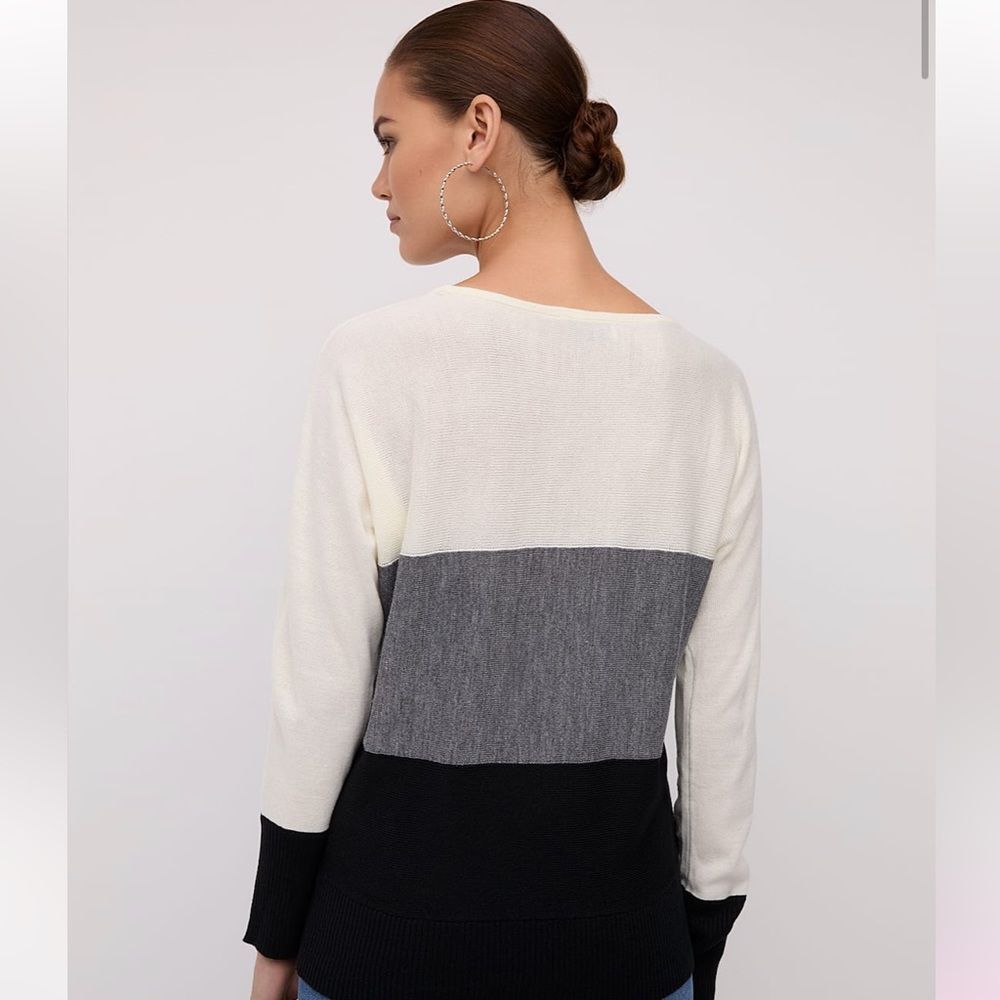 💜NWT NY&CO Plus Dolman Lace up Sweater in Purple, Size XXL - Picture 3 of 4